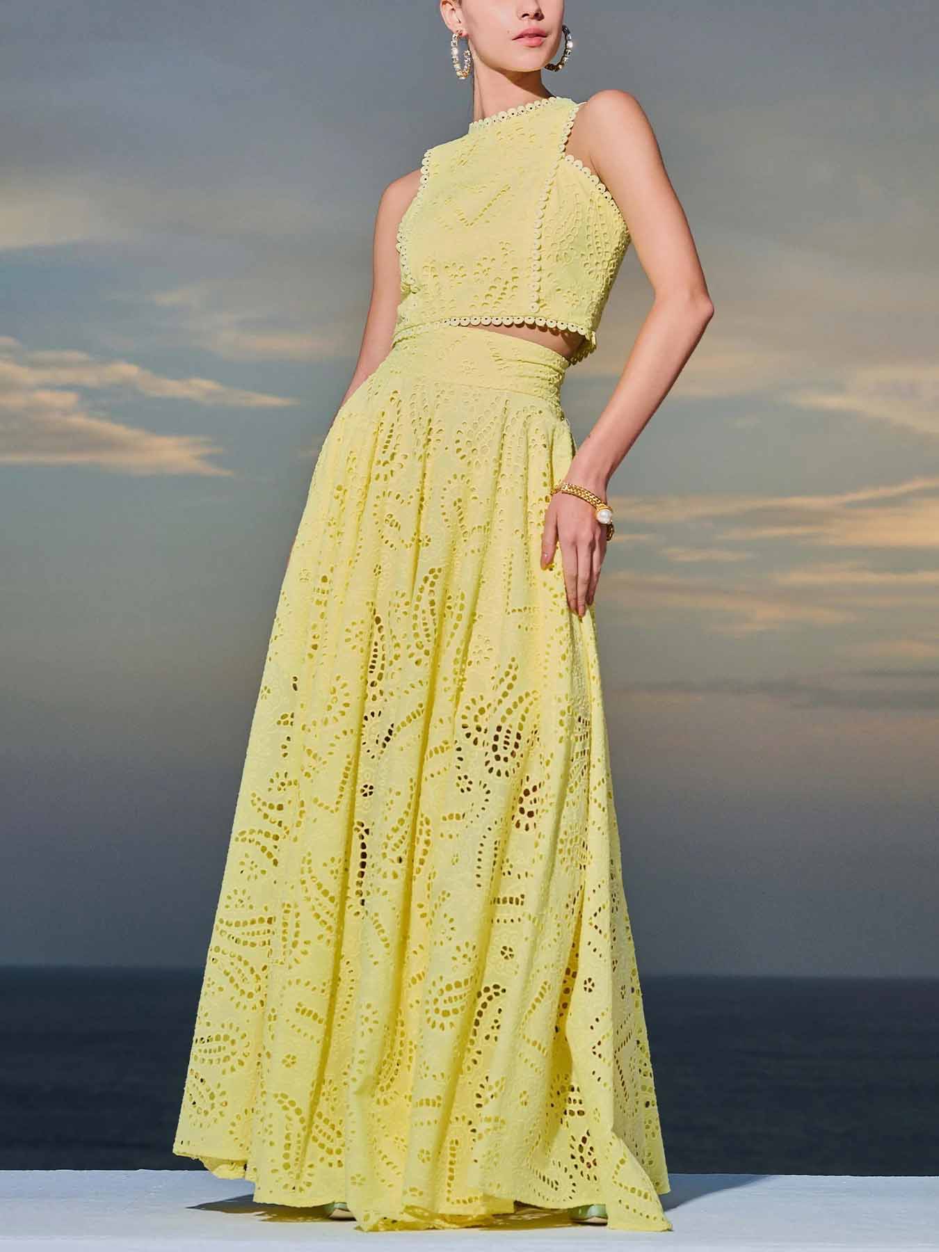 Skirt in Cotton — High Waist Eyelet Lace Maxi in Full A-Line for Boho Summer Style