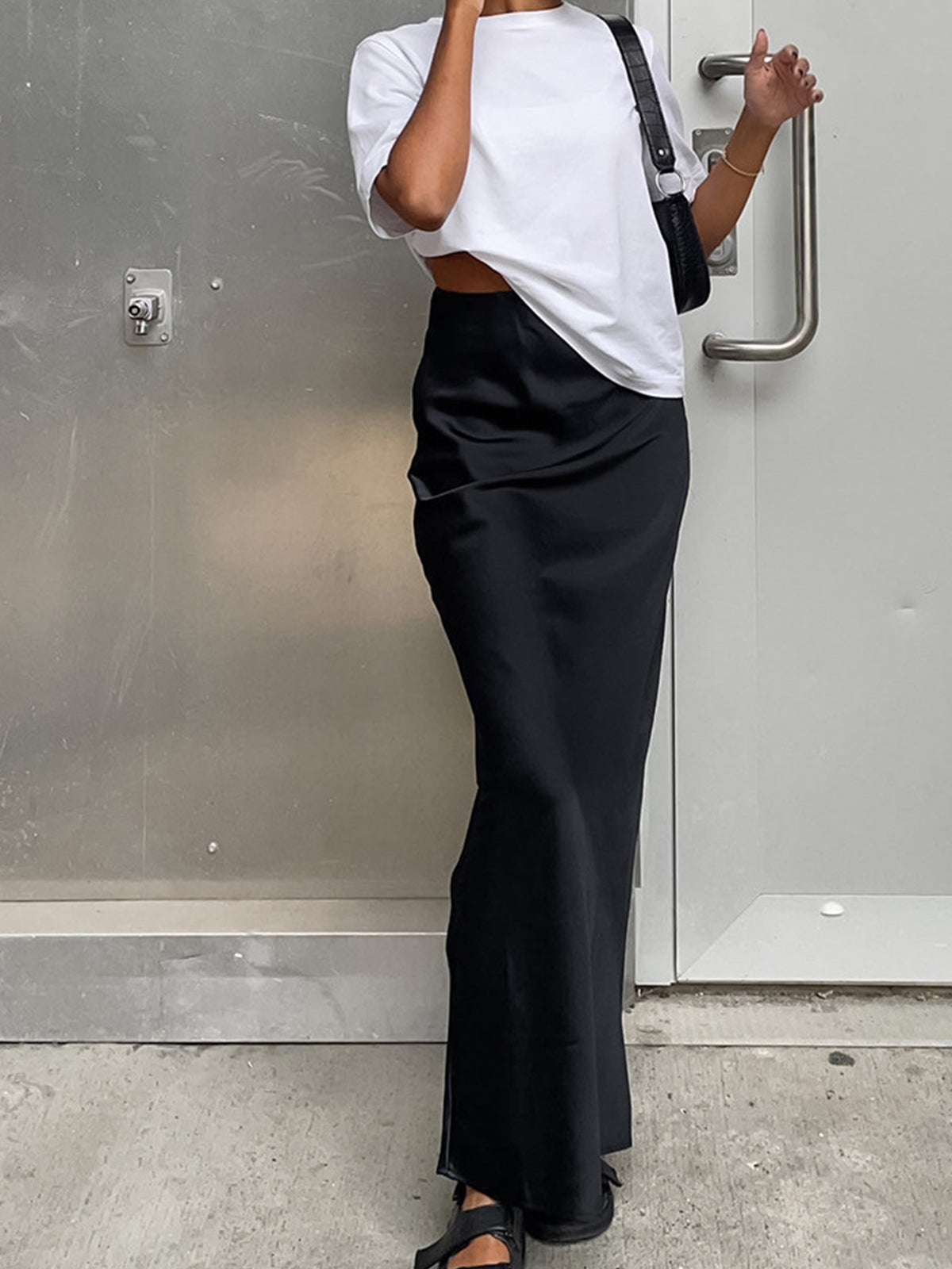 Skirt in Satin — Straight Maxi with High Waist for Elegant Evening Style