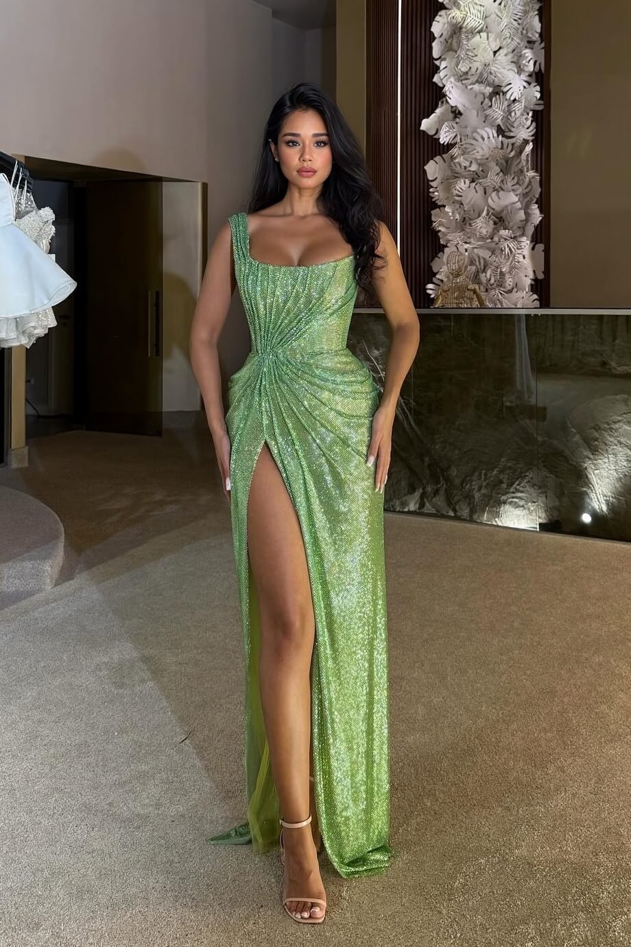 Dress in Sequin — Bodycon Maxi with Ruched Waist and High Slit for Evening
