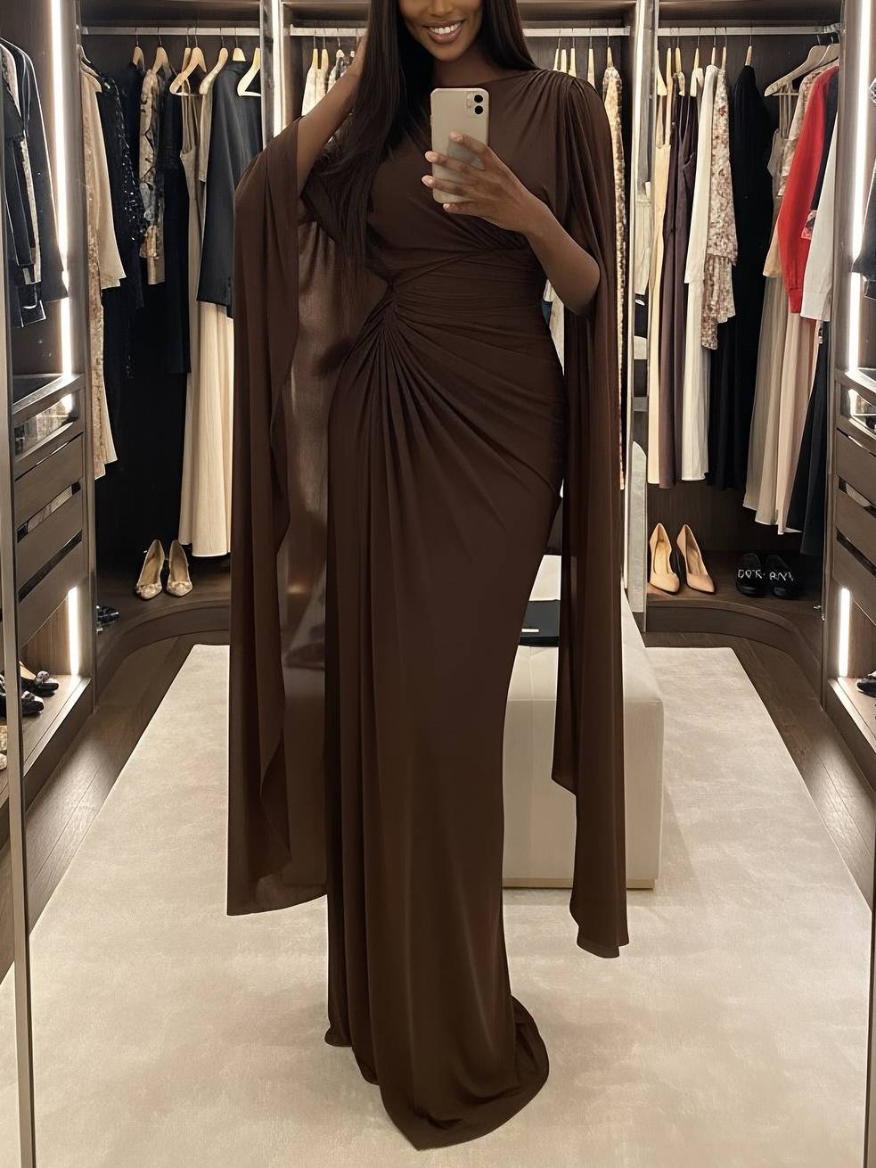 Dress in Chiffon — Cape Sleeve Maxi with Boat Neck and Ruched Waist for Formal Events