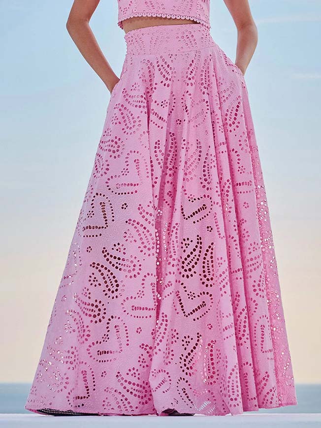 Skirt in Cotton — High Waist Eyelet Lace Maxi in Full A-Line for Boho Summer Style