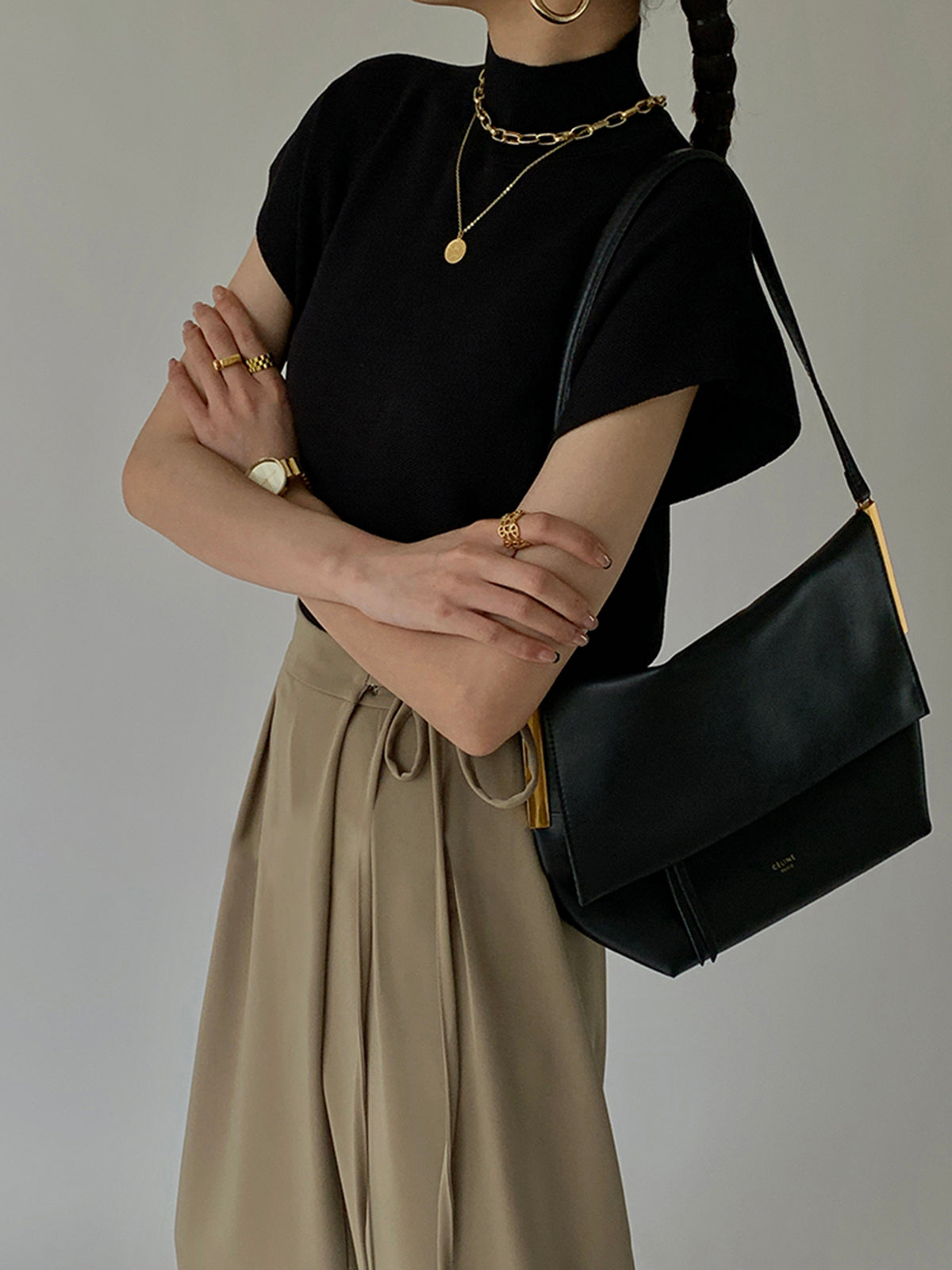 Top in Viscose Knit — Sleeveless Mock Neck with Padded Shoulders for Elegant Everyday Style