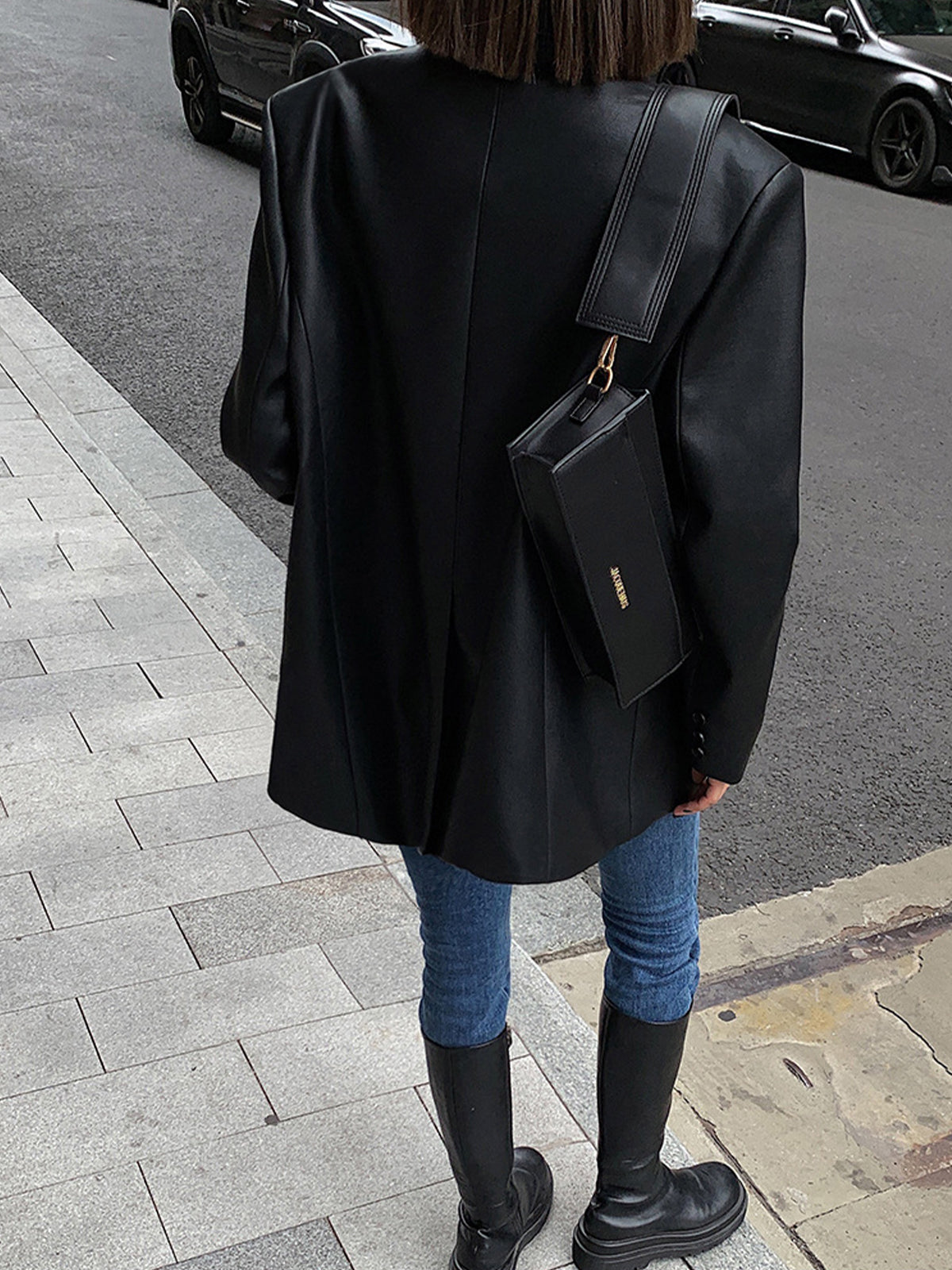 Blazer in Faux Leather — Oversized Single-Button with Padded Shoulders for Women