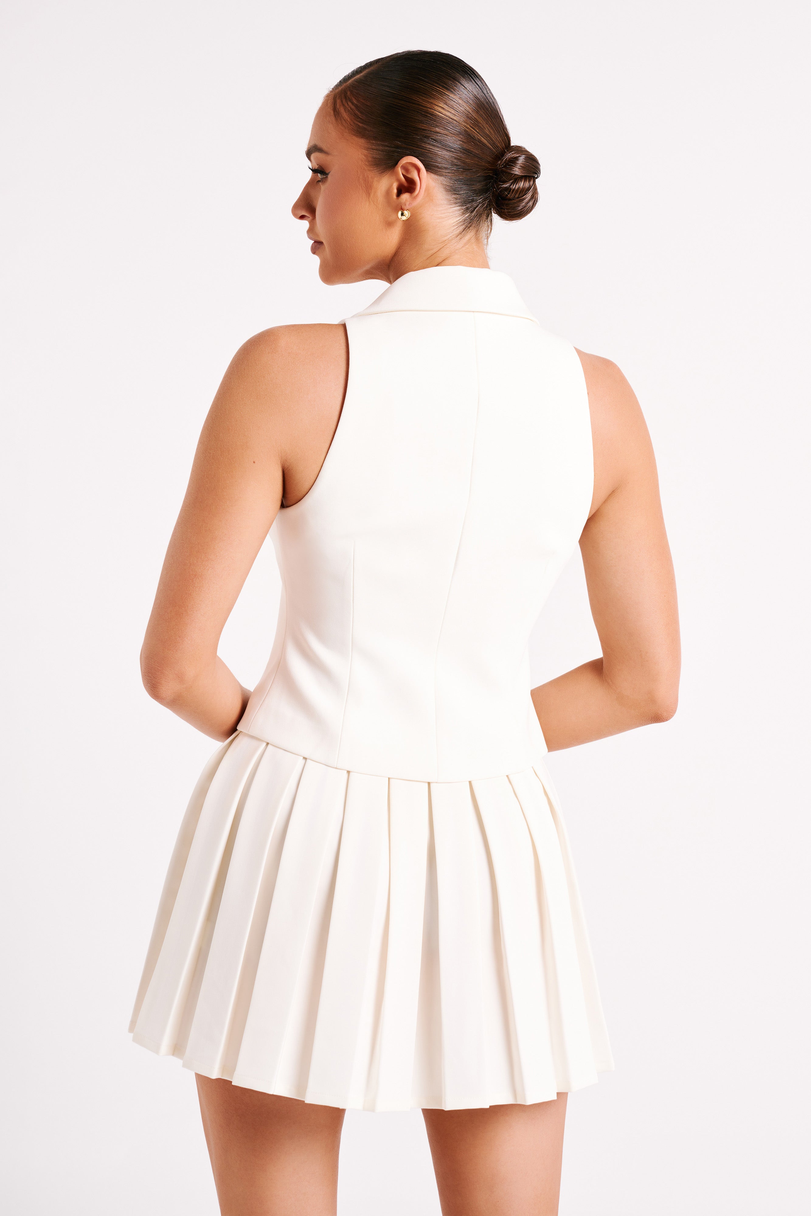 Dress in Crepe — Blazer Mini with Notch Lapel Bodice and Full Pleated Skirt for Elegant Daywear
