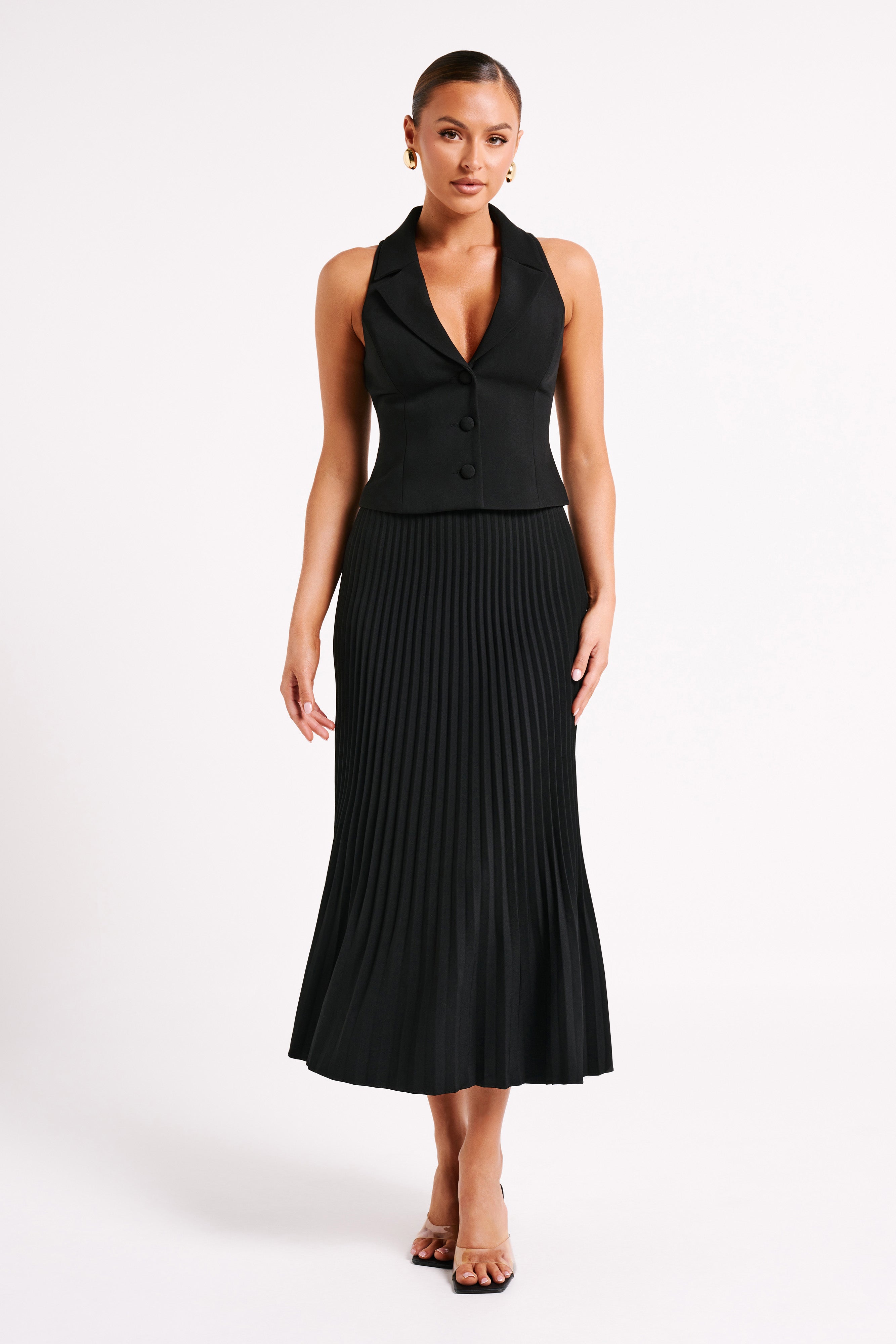 Vest in Crepe — Halter Neck Sleeveless Blazer Waistcoat with Notch Lapel and Button Front for Women