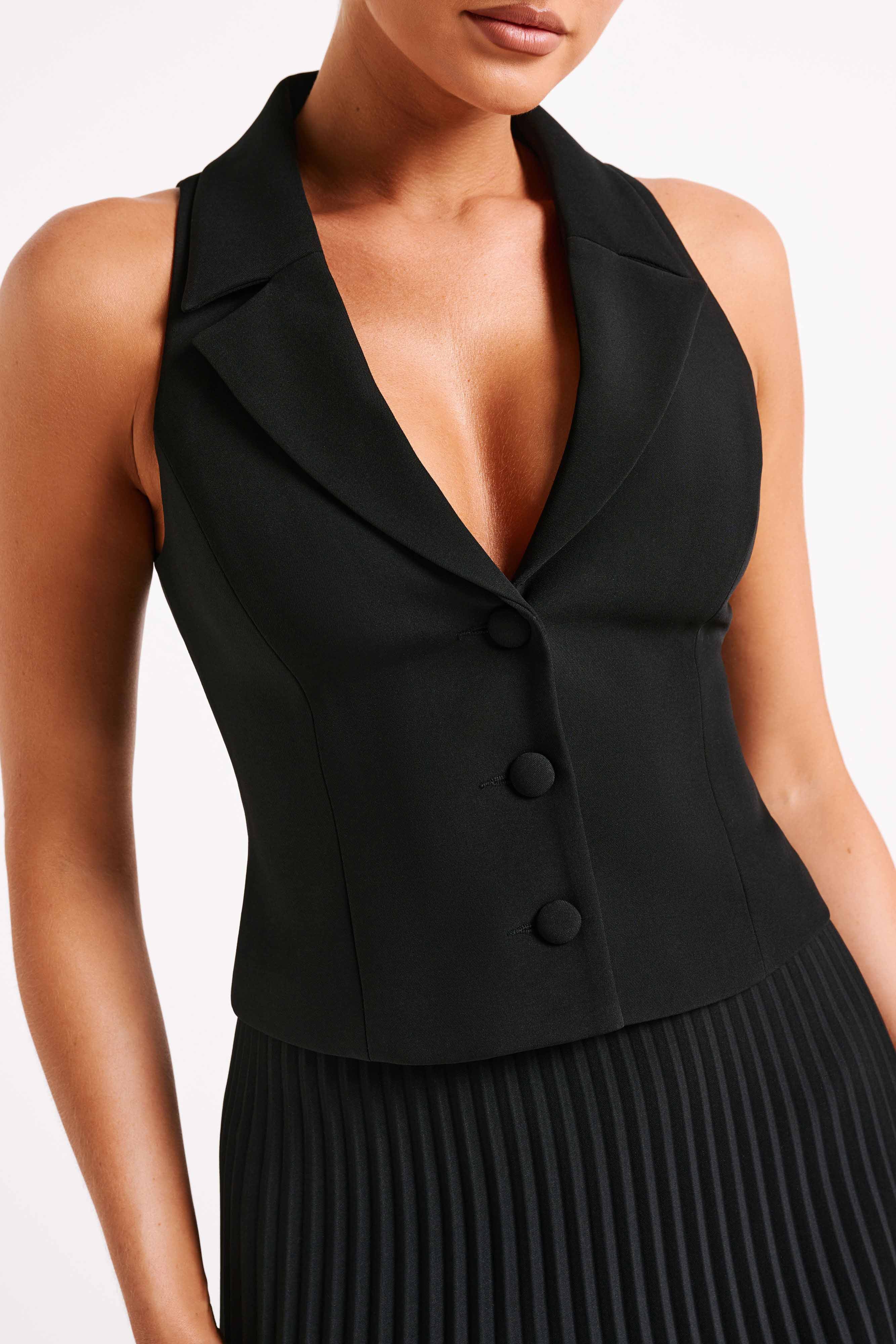 Vest in Crepe — Halter Neck Sleeveless Blazer Waistcoat with Notch Lapel and Button Front for Women