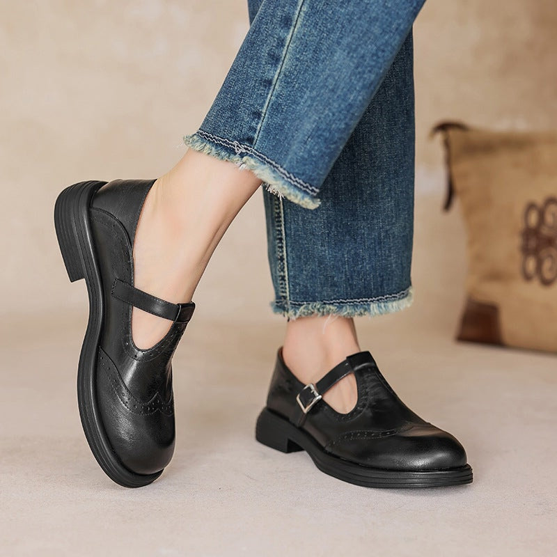 Mary Jane Shoes in Leather — Brogue Perforated T-Strap Buckle Flat for Women